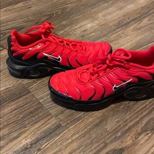Red Nike Shoes
